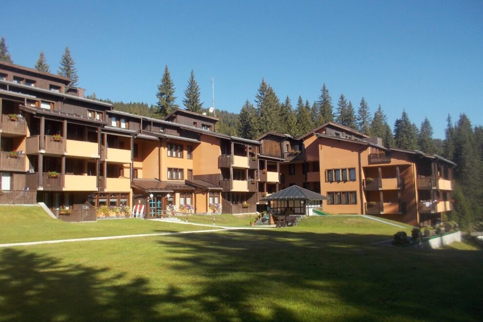 madonna-di-campiglio esterno del residence Rio Falze